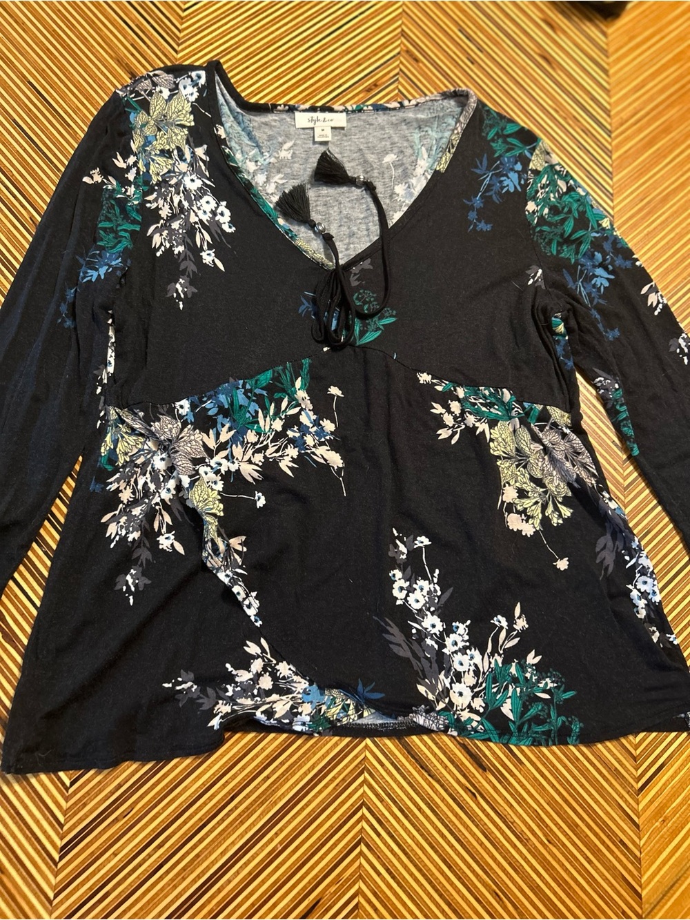 Style & Co. Black Floral Long-Sleeve V-Neck Tie Tunic
